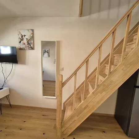 Cosy Duplex In Center Of