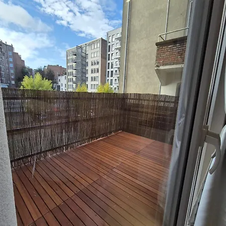 Elegant In Center Of * Bruxelles