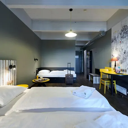 Hotel Meininger Center 3*