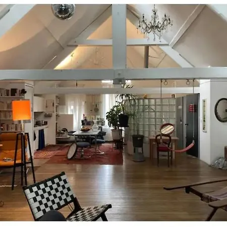 Le Loft Des Artistes Daire Brüksel