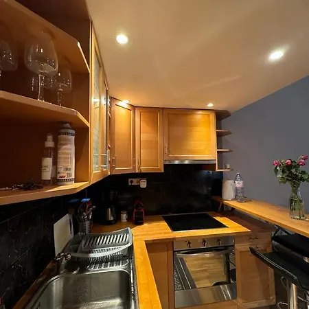 B&B Appartement شقة