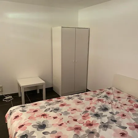 Fly City Forest Rez Jardin Guest house Brussels