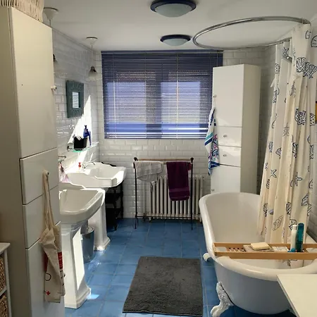 Double Dans Maison De Caractere Bruxelles