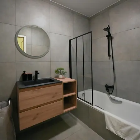 Cocon Chaud - Pour Couple Avec Ou Sans Bebe Au Rez-de-chaussee *