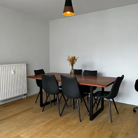 2 Apartment *