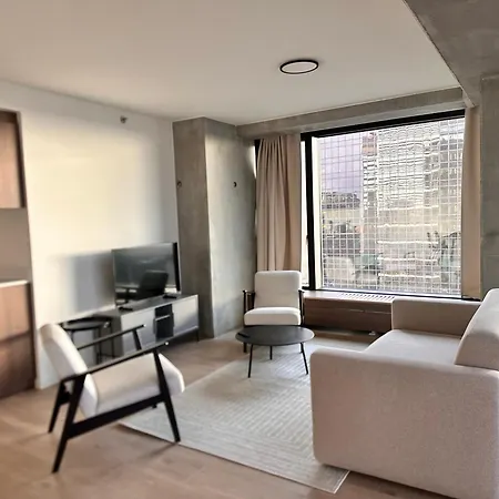 Beautiful With Panoramic View Of Center With Roof Terrace