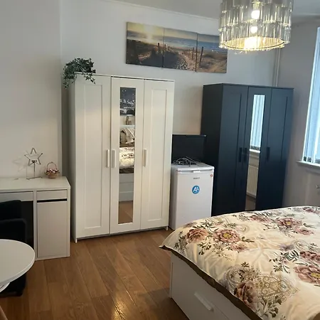 Friend House Bed & Breakfast Brussels