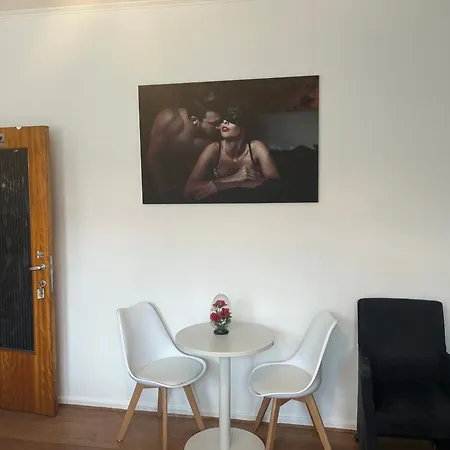 Friend House * Brussels