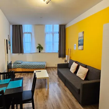 Chez Esmara Et Philippe Fourche Apartamento Bruxelas