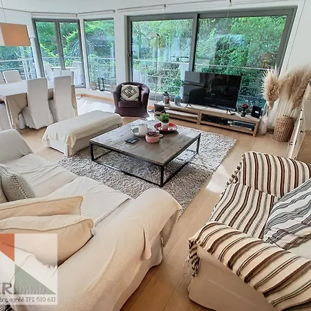 120m2 Terrasse Brüsszel