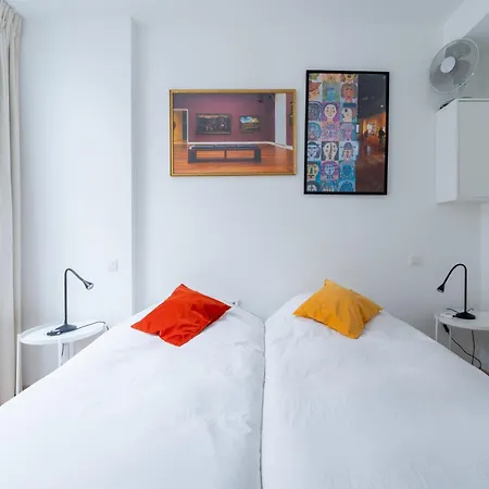 Apartment 6 Bedroom House With Private Bathrooms In Bxl Downtown Brussels