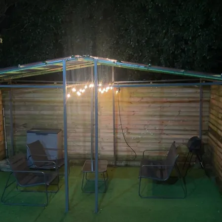 Avec Terrasse Privee Et Garage Rez De Chaussee Lumineux Διαμέρισμα *