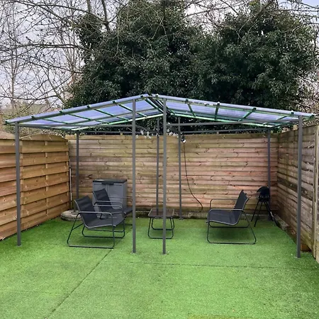 Διαμέρισμα Avec Terrasse Privee Et Garage Rez De Chaussee Lumineux Βρυξέλλες