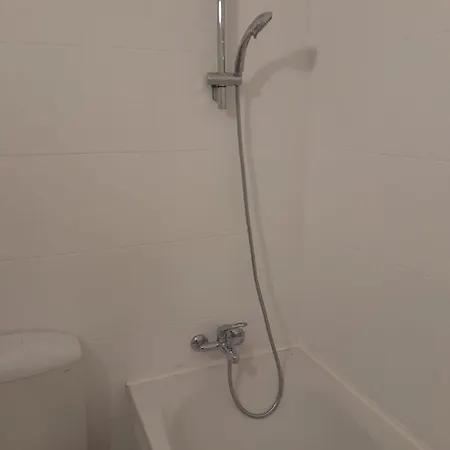 شقة Appt Close To Grand Place Sleeps 6