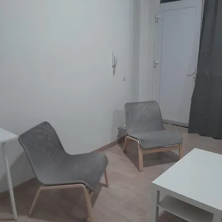 Appt Close To Grand Place Sleeps 6 بروكسل