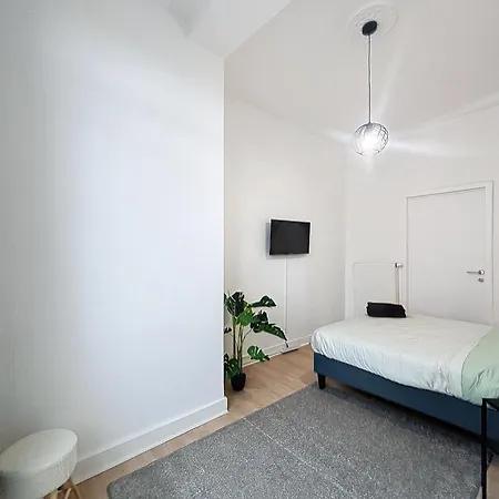 Porte De Namur شقة