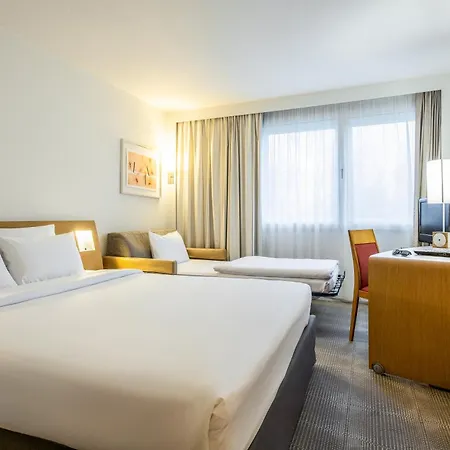 Novotel Brussels Airport דיגם