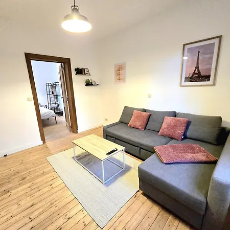 Noah's Atomium Appartments Apartman *