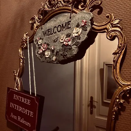 Expo Tour Et Taxi Δωμάτια σε οικογενειακή κατοικία *