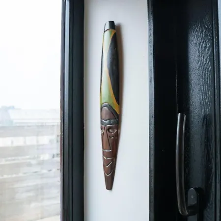 2 Avec Rooftop Suspendu Au Cimetiere D'ixelles *