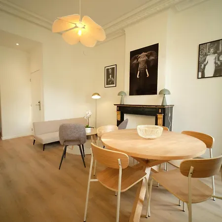 Noble Nest - Downtown *