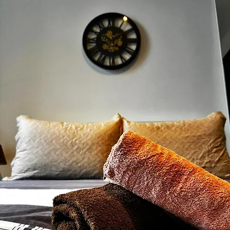 Pensjonat In Guest - Charming Guest In Historic Mansion