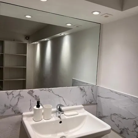 En Duplex Au Rez-de-chaussée 10 Minutes Du Centre *