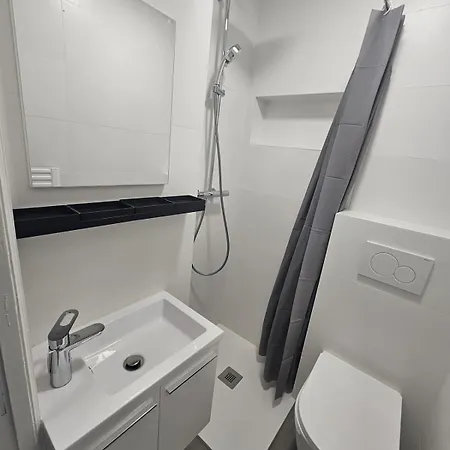 Apartment Cozy Pierre & Marie Curie Brussels