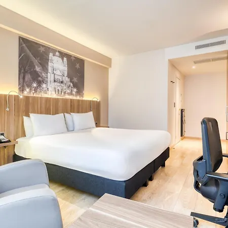 Holiday Schuman By Ihg 4*