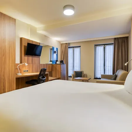 Holiday Schuman By Ihg Hotel Bruxelles