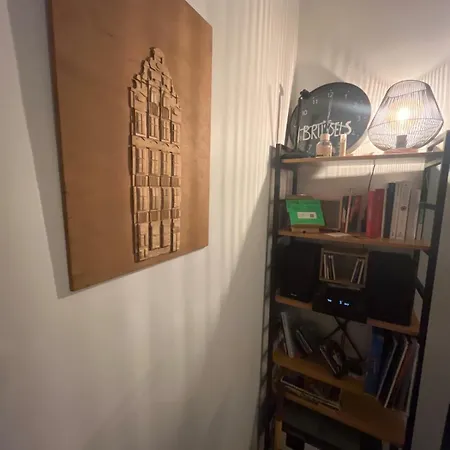 Theview Apartment
