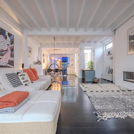 Beautiful Penthouse With Terrace In