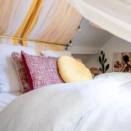 Charming Top-floor With Unique Loft Design * Bruxelles
