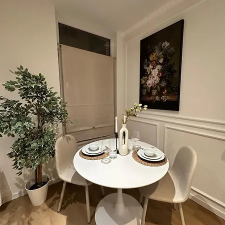 Charming In Saint-gilles, Brussels, Perfect Getaway Apartment Brussels
