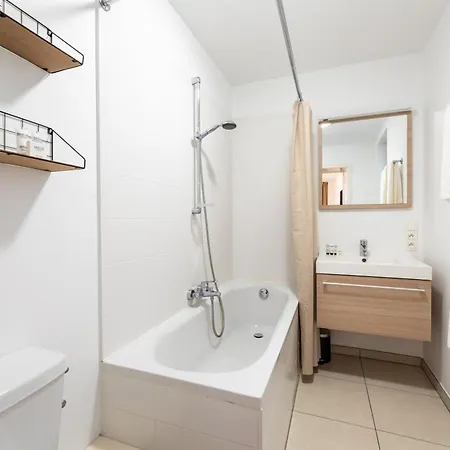 Contemporary Comfort In The Heart Of The * Brussels