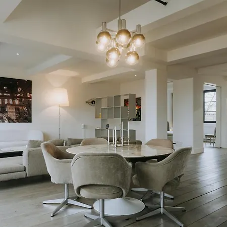 Magnificent Loft - 3 Bedroom Duplex