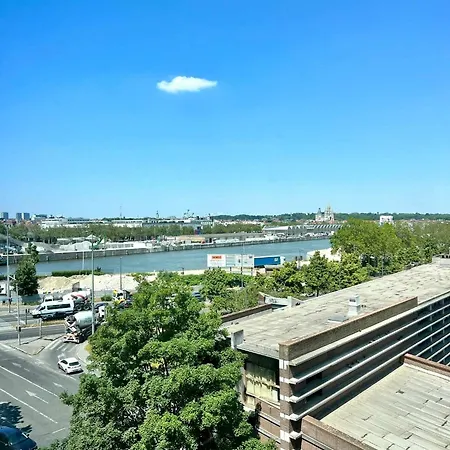 Close To Atomium * بروكسل