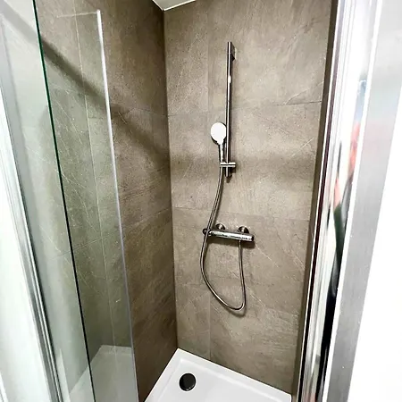 Close To Atomium Appartement