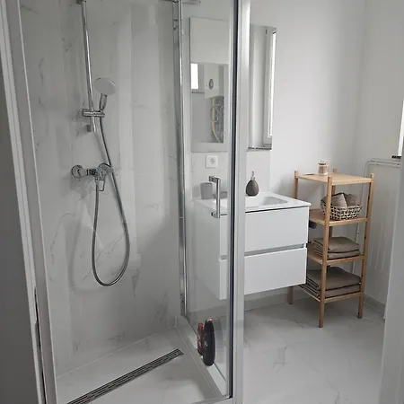 Apartament With Terrace 1 Bruksela