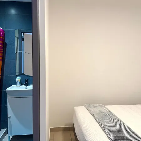 Cosy A Metro Vandervelde Bruxelles