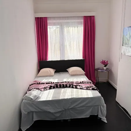 Confort Gare De L'ouest דירה בריסל