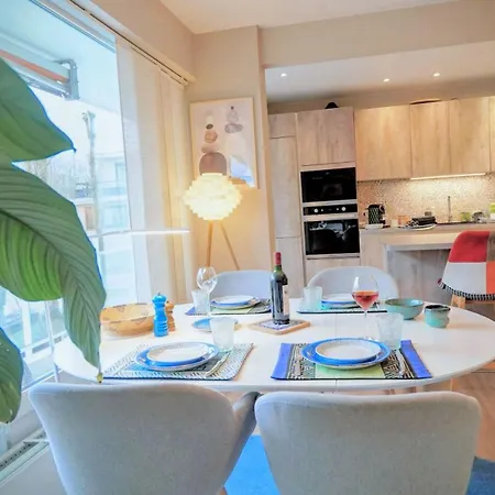 Oasis Of Charme In Apartment Brussels