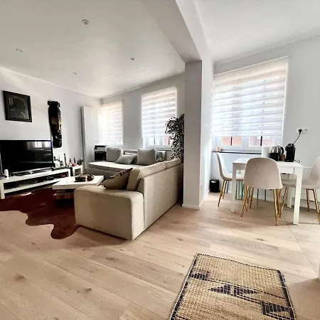 Apartment Midi Station - 6 Pers Comfort