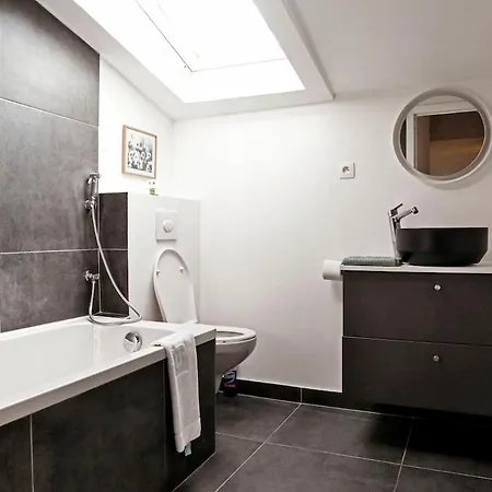 Apartman Absolute Charm 3 Bedroom 3 Bathroom With Ac Eu District Brüsszel