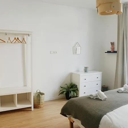 Daire Absolute Charm 3 Bedroom 3 Bathroom With Ac Eu District Brüksel