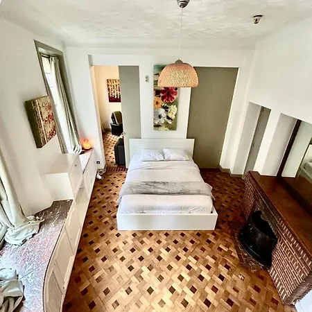 Marianne 1 Apartment