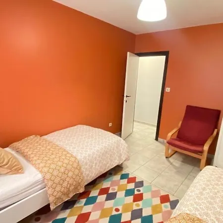 Strelitzyahouse شقة بروكسل