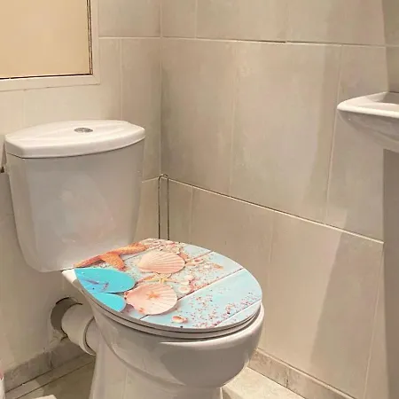 Strelitzyahouse Διαμέρισμα