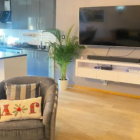 Strelitzyahouse Apartament *