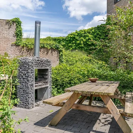 In - One Bedroom Near North Station
